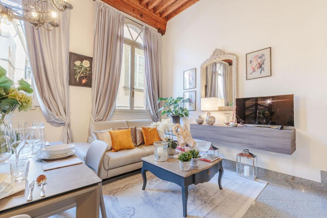 Casa Arias Apartment Лука Екстериор снимка